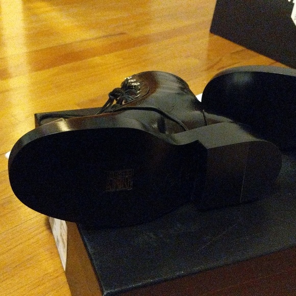 Chanel lace ups boot - Picture 10 of 16